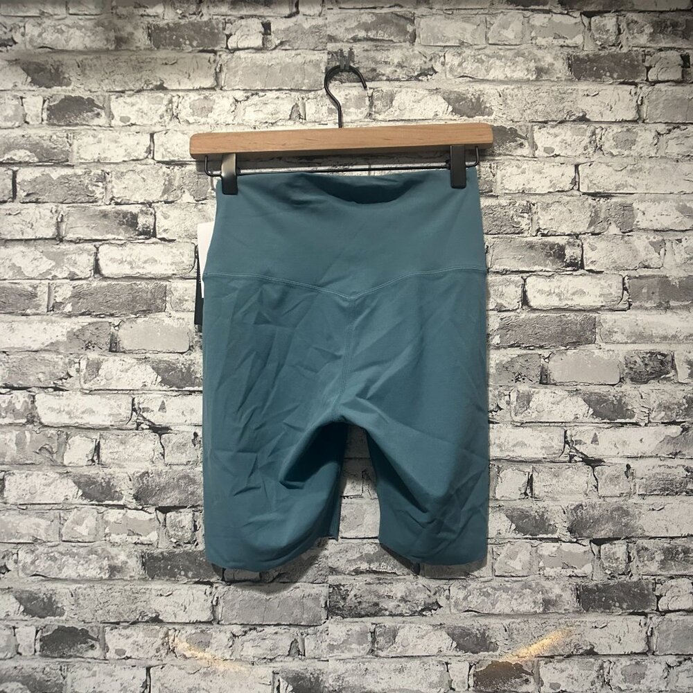 NWT Nike Zenvy Women's Training High-Rise 8" Shorts Size XS (Teal) DQ6003-006 - Picture 4 of 16